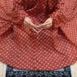 Namaz Chadar with Sleeves - Bow Bliss