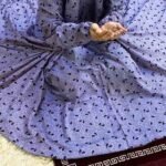 Namaz Chadar with Sleeves -  Amethyst Tepals - Image 2