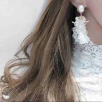 Gold Star Earrings - Image 2
