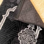 Premium Velvet Prayer Mats - Safwah - Image 2